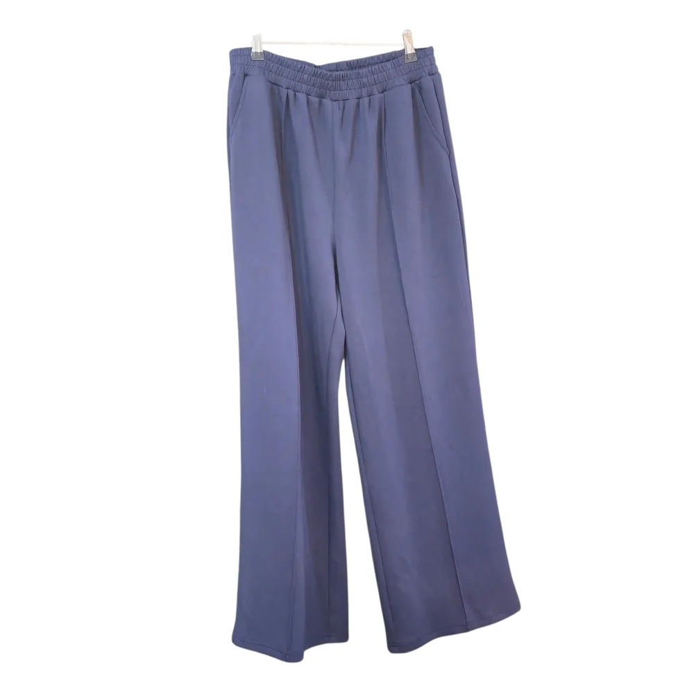 Womens Pants Set With Navy Zip Up Top And Pants To Match Size Large